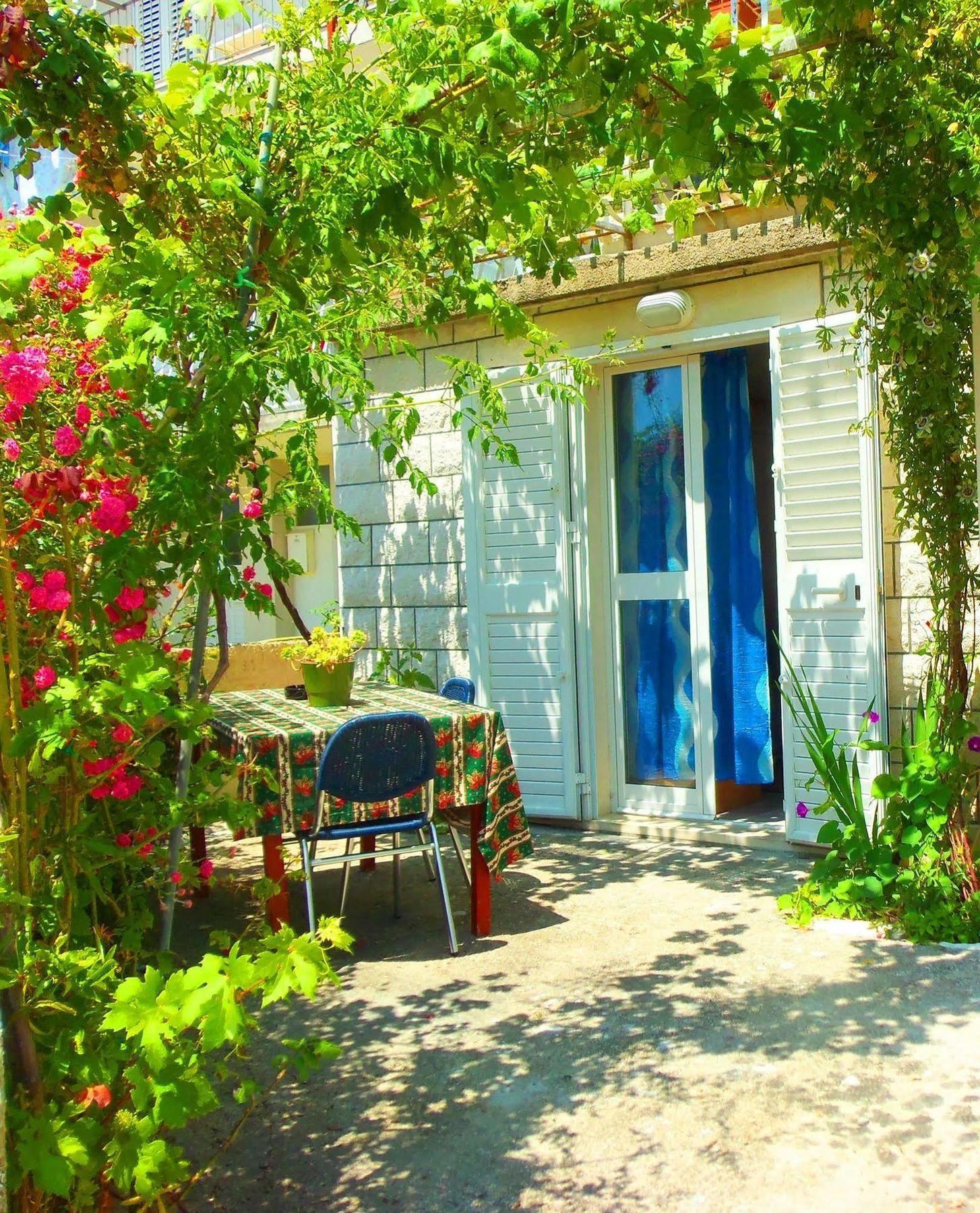 Guest House Kate Mlini Dış mekan fotoğraf