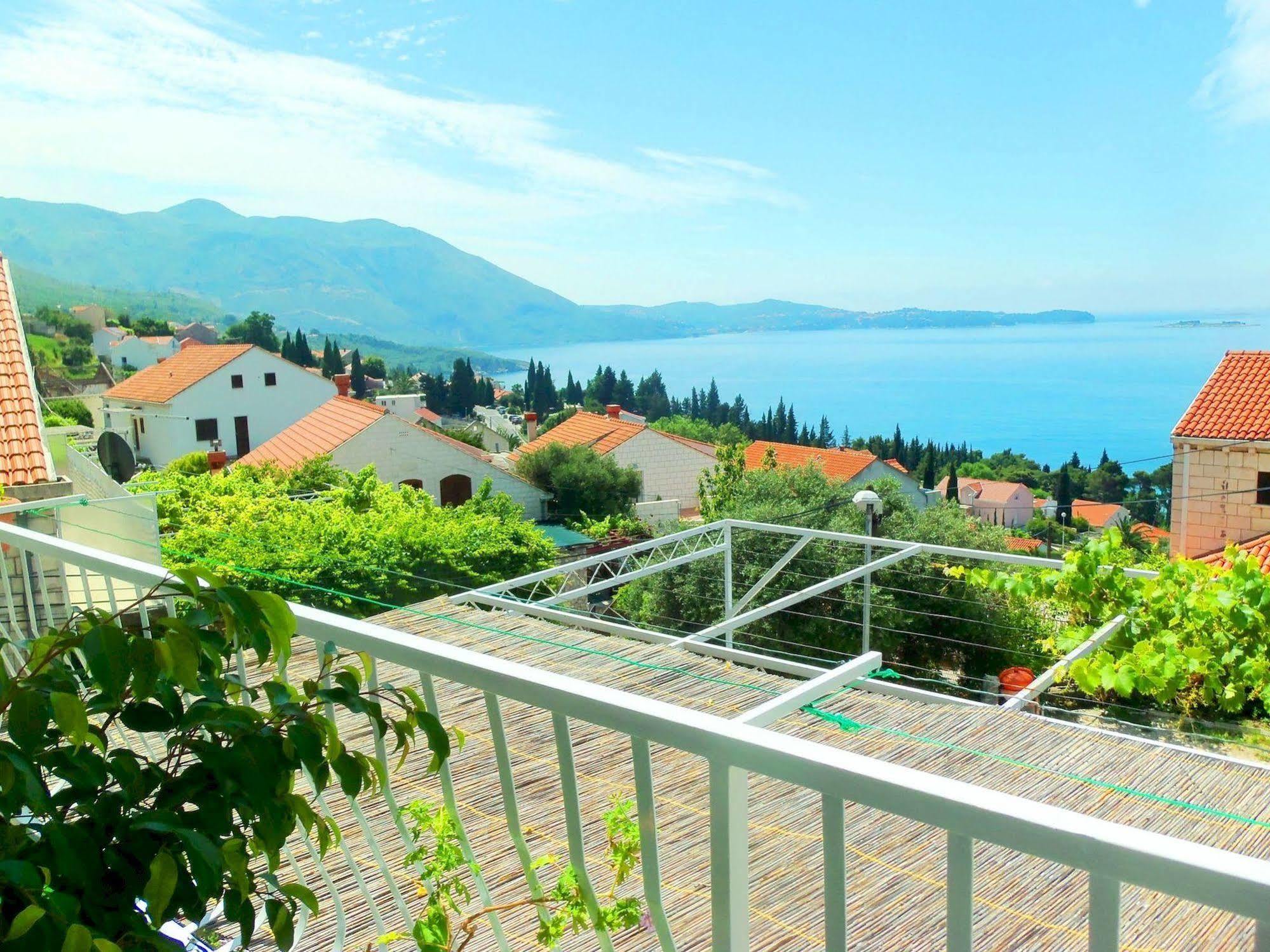 Guest House Kate Mlini Dış mekan fotoğraf