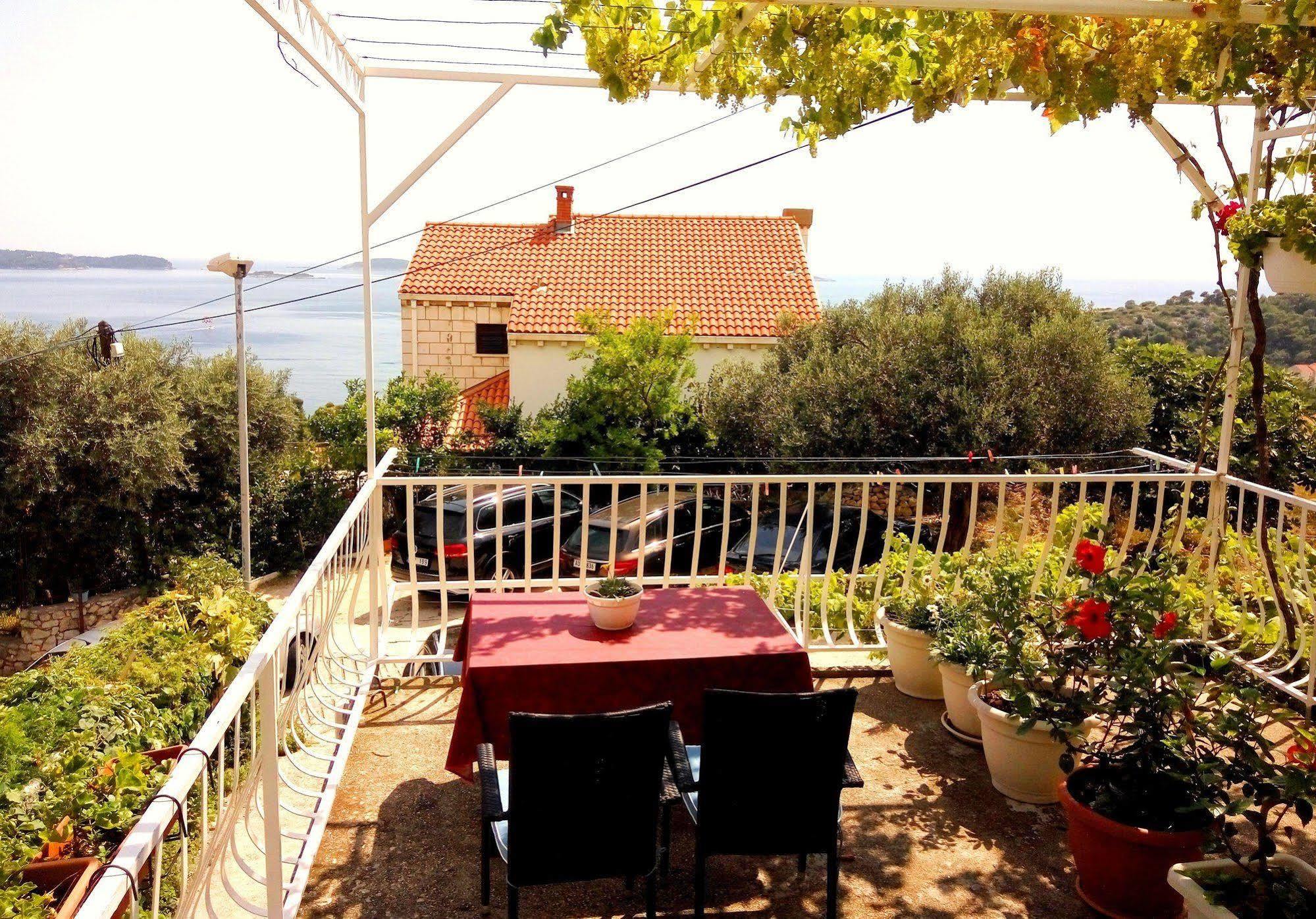 Guest House Kate Mlini Dış mekan fotoğraf