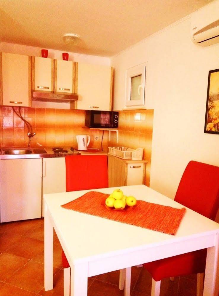 Guest House Kate Mlini Dış mekan fotoğraf