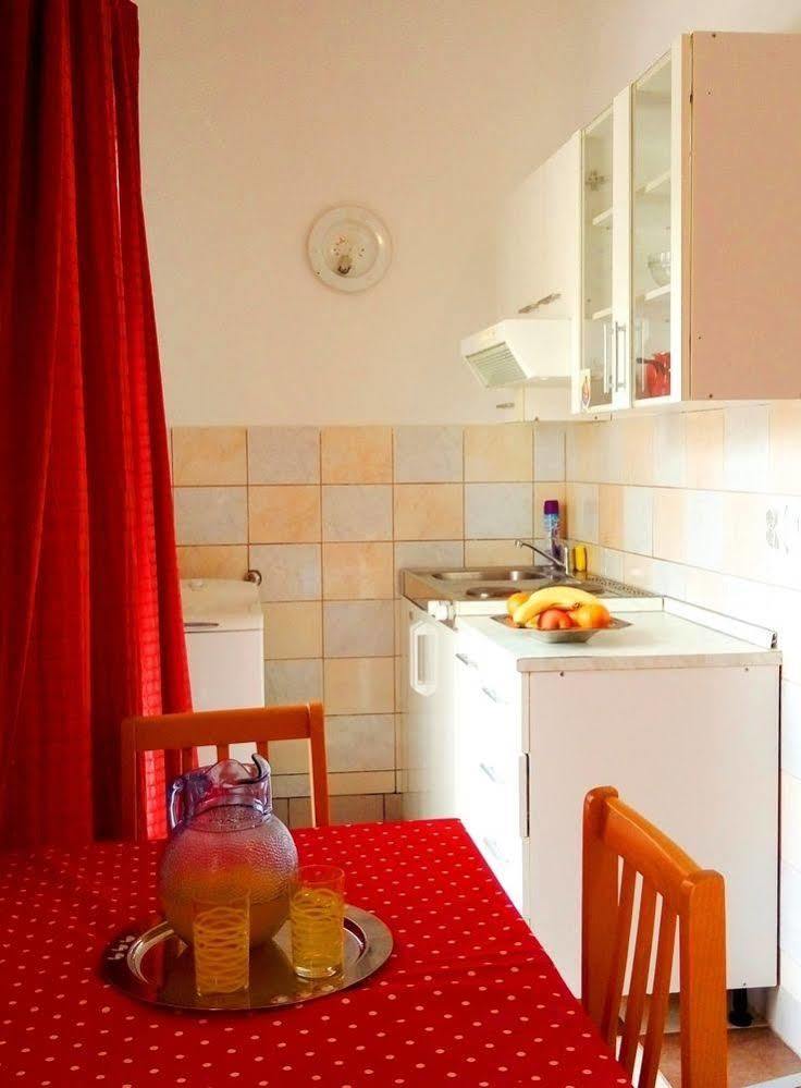 Guest House Kate Mlini Dış mekan fotoğraf
